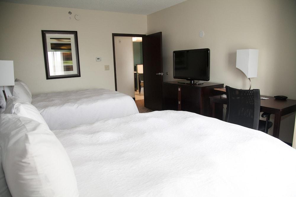 Hampton Inn & Suites Alpharetta-Windward Bagian luar foto