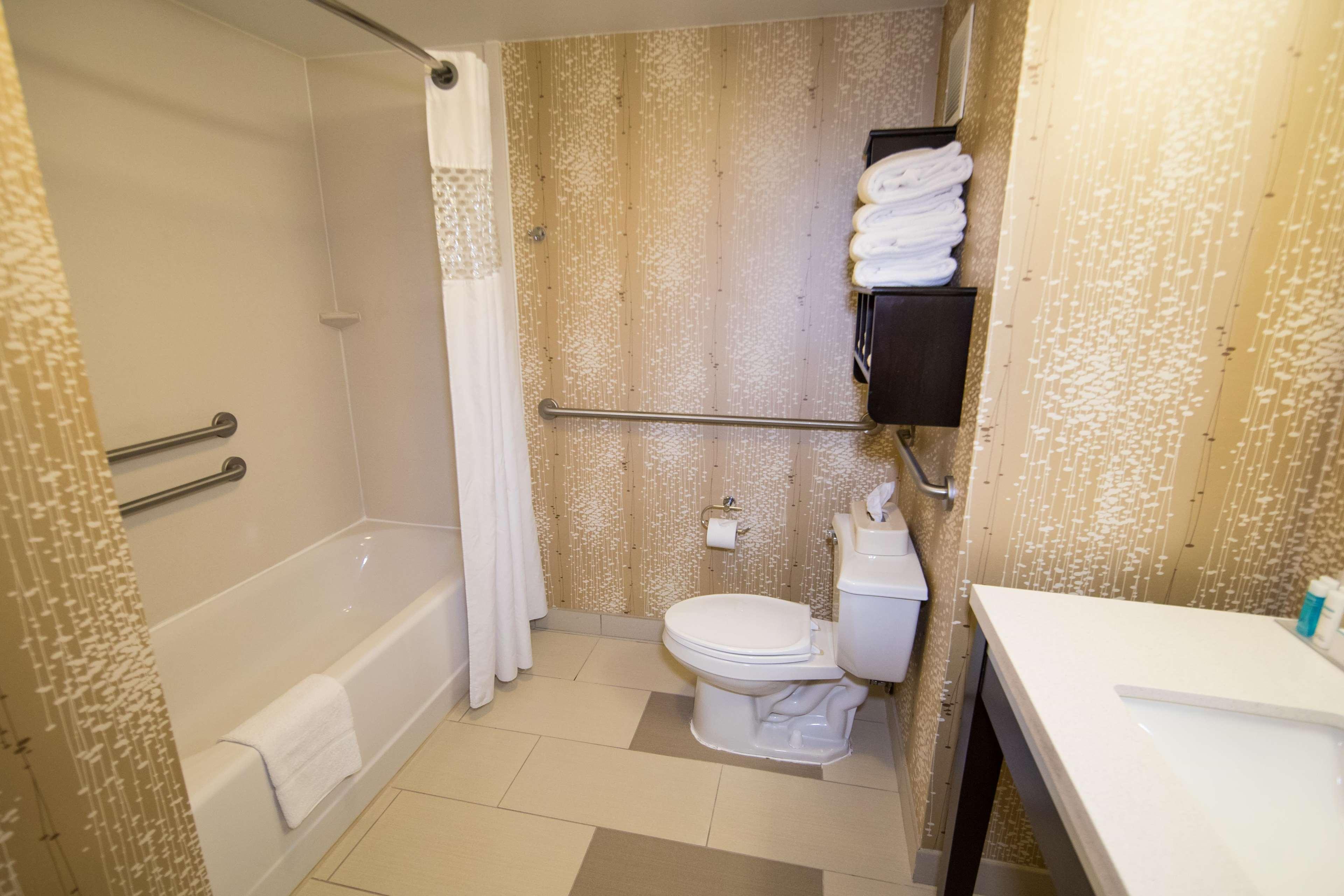 Hampton Inn & Suites Alpharetta-Windward Bagian luar foto