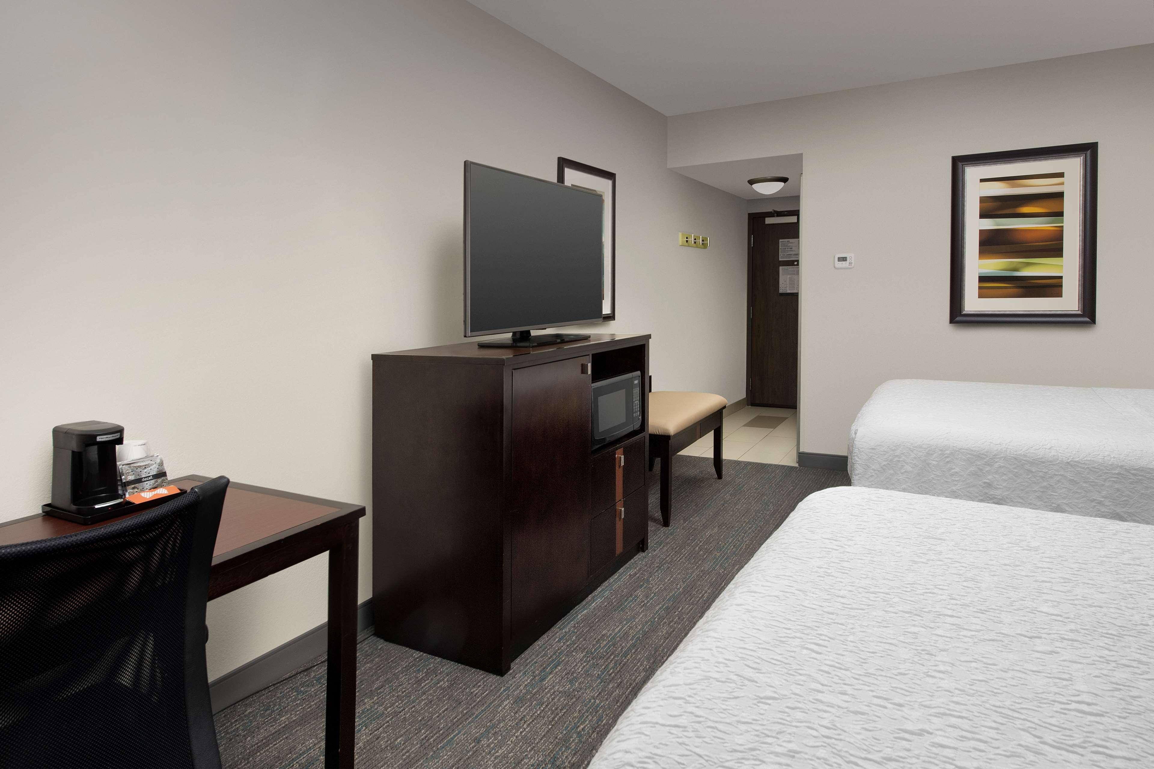 Hampton Inn & Suites Alpharetta-Windward Bagian luar foto