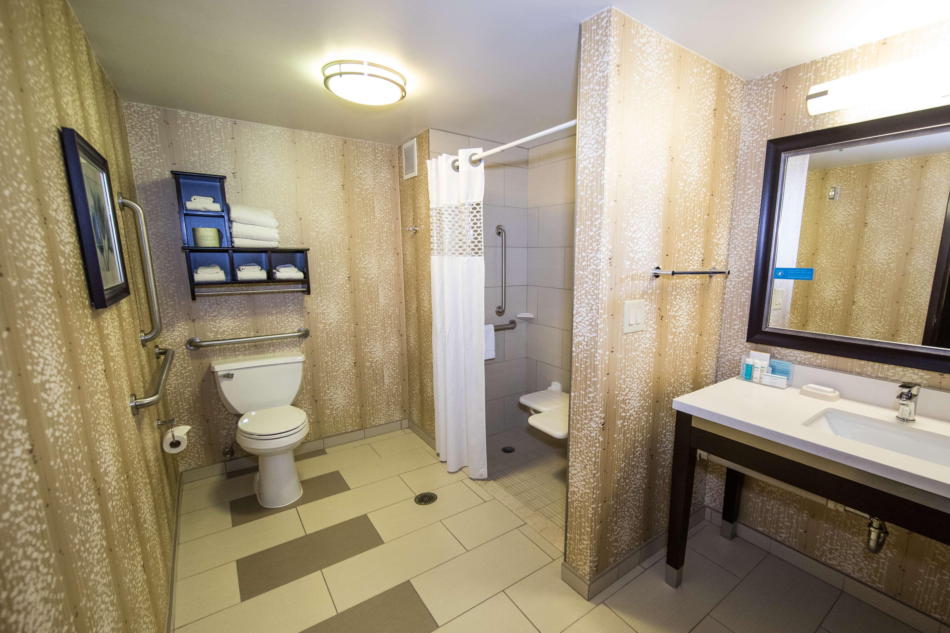 Hampton Inn & Suites Alpharetta-Windward Bagian luar foto