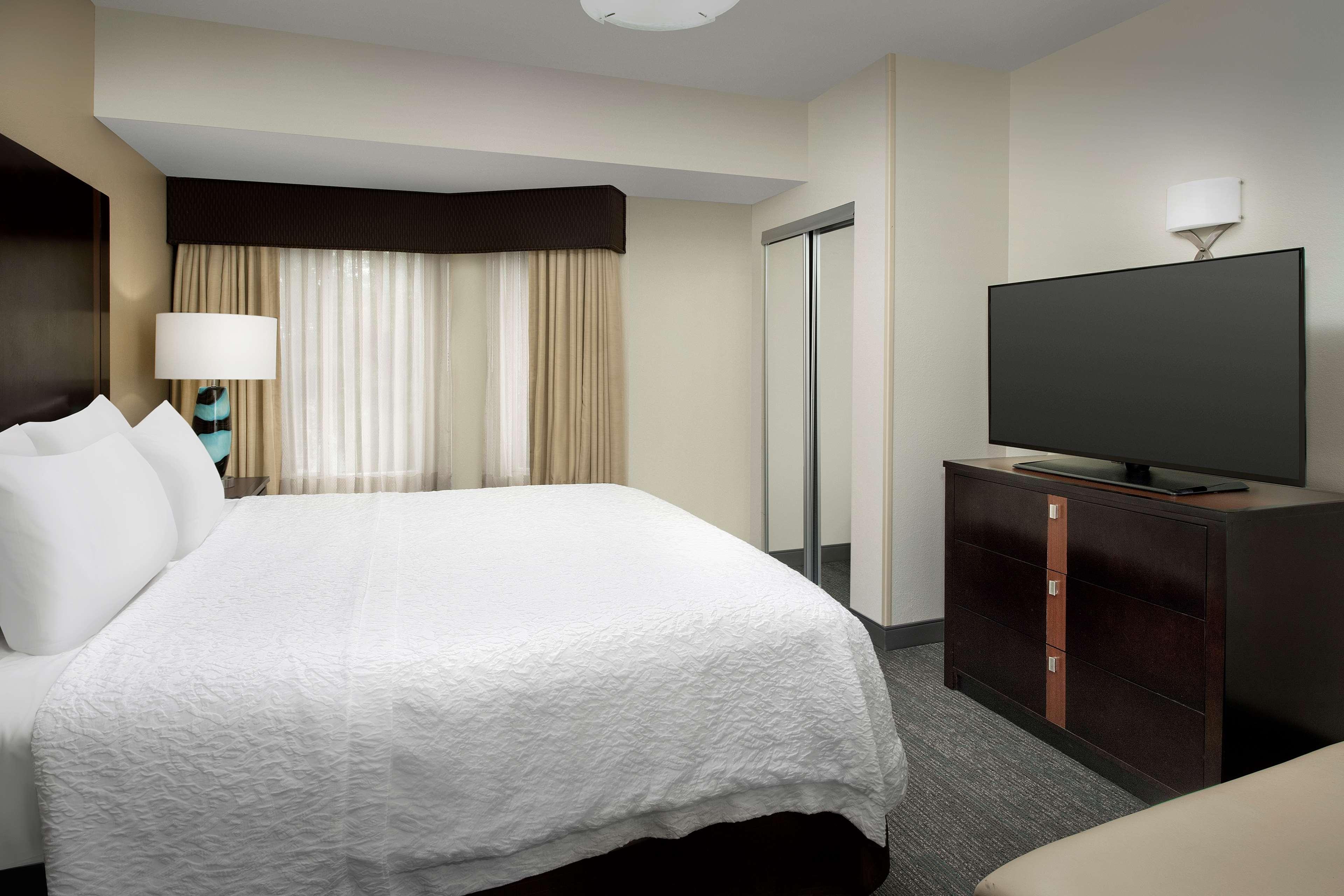 Hampton Inn & Suites Alpharetta-Windward Bagian luar foto