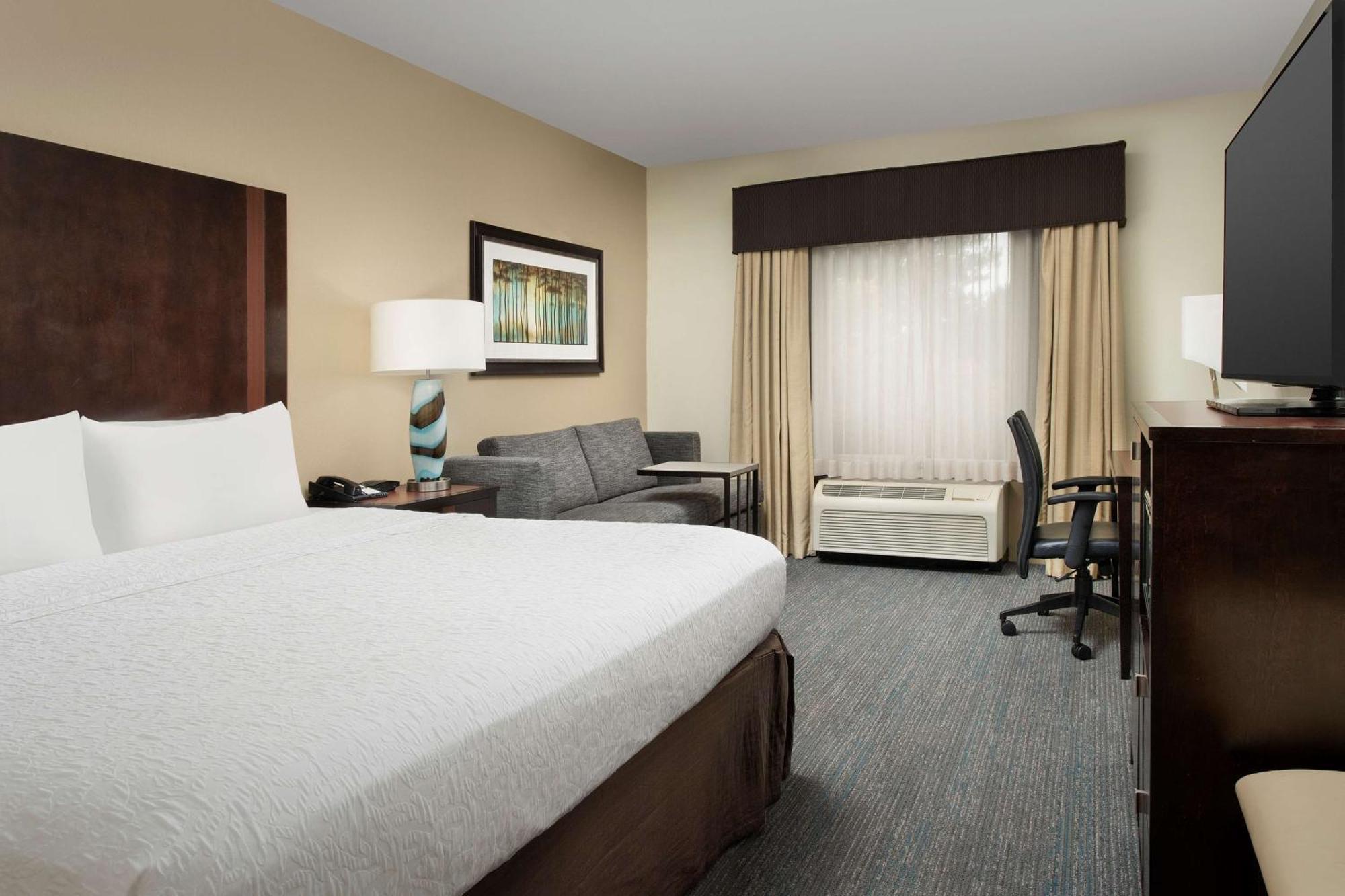 Hampton Inn & Suites Alpharetta-Windward Bagian luar foto